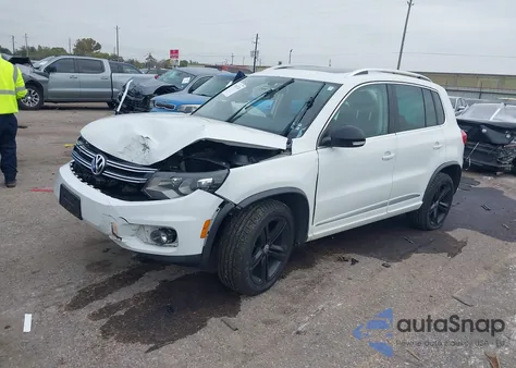 2017 Volkswagen Tiguan 2.0T Sport from USA, damaged, VIN WVGUV7AX9HW509659